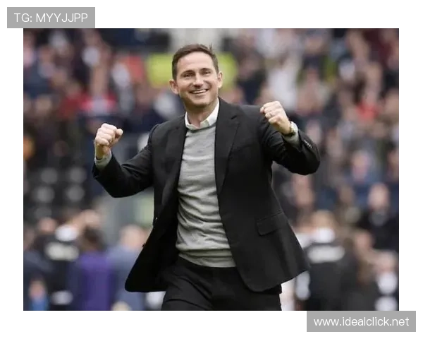 德甲转会市场热潮再起，多支球队竞争新星球员的动态分析