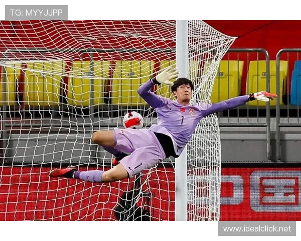 颜骏凌近期比赛防守判断与阅读能力分析