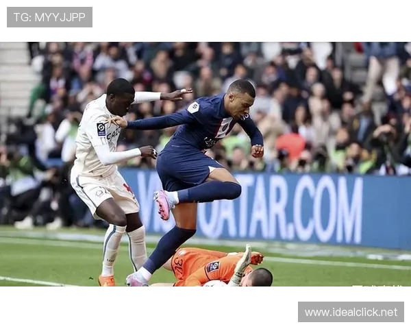 姆巴佩离去暴露巴黎真实困境:豪门定位危机下,体系依赖与巨星冲突难以调和 姆巴佩离去暴露巴黎真实困境:豪门定位危机下,体系依赖与巨星冲突难以调和