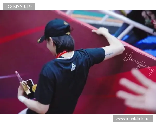 杨力维比赛跟生活差太多，她朋友圈那个豪车配置随便一辆都能让普通人眼馋哭了